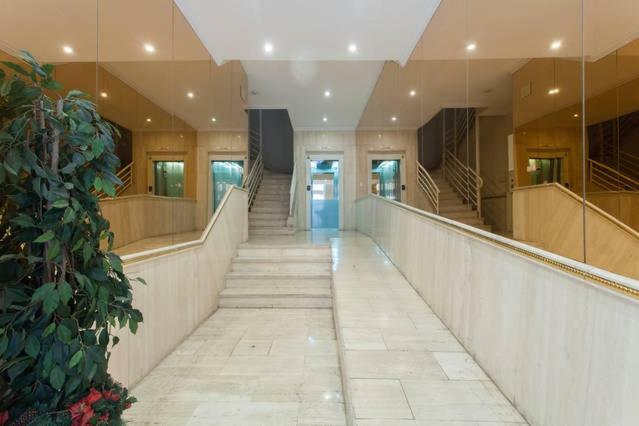 Estudios Munoz Alicante Luaran gambar